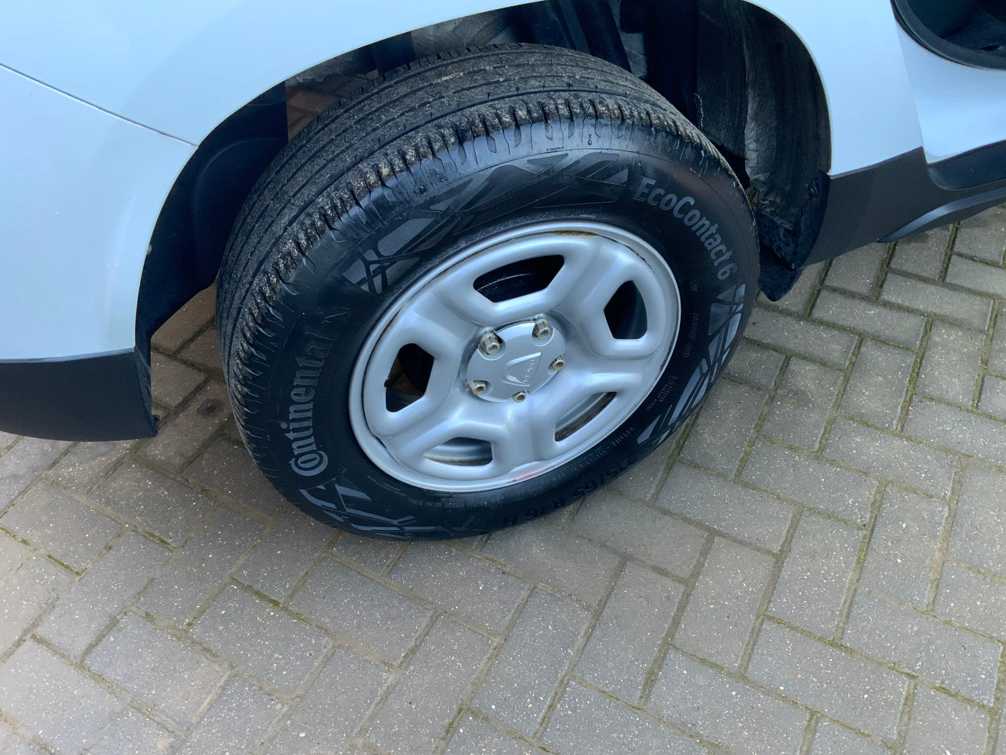 Dacia Duster 1L tce essential