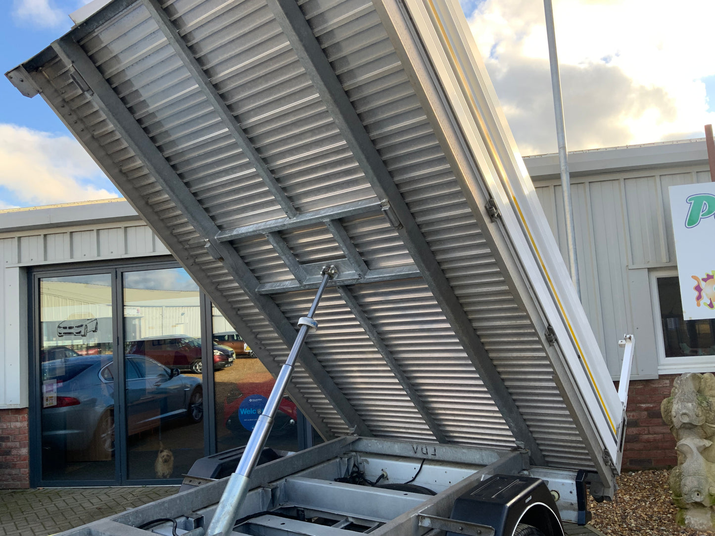 LDV EV80  LWB TIPPER