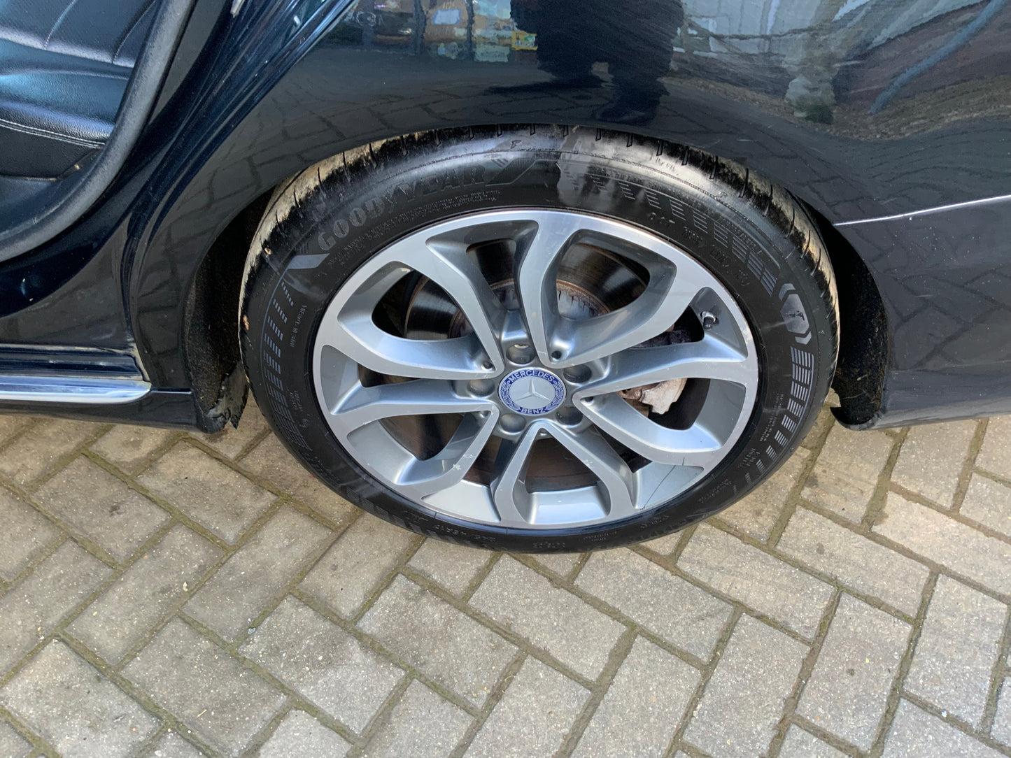 Mercedes C350 2L sport estate car auto