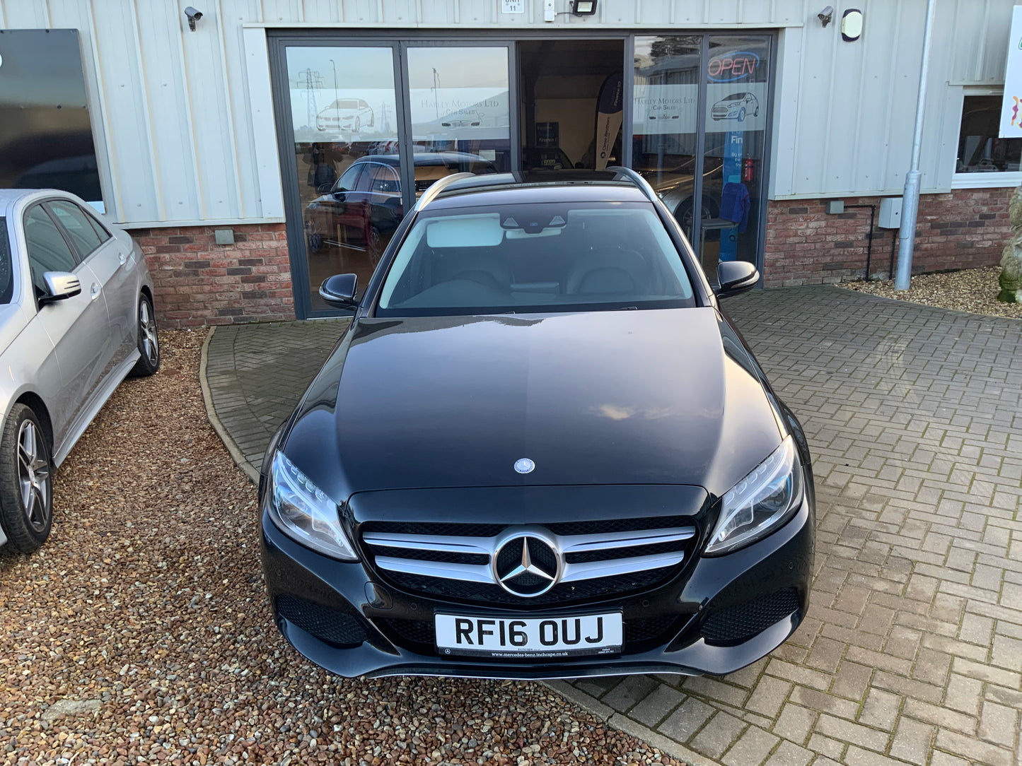 Mercedes C350 2L sport estate car auto