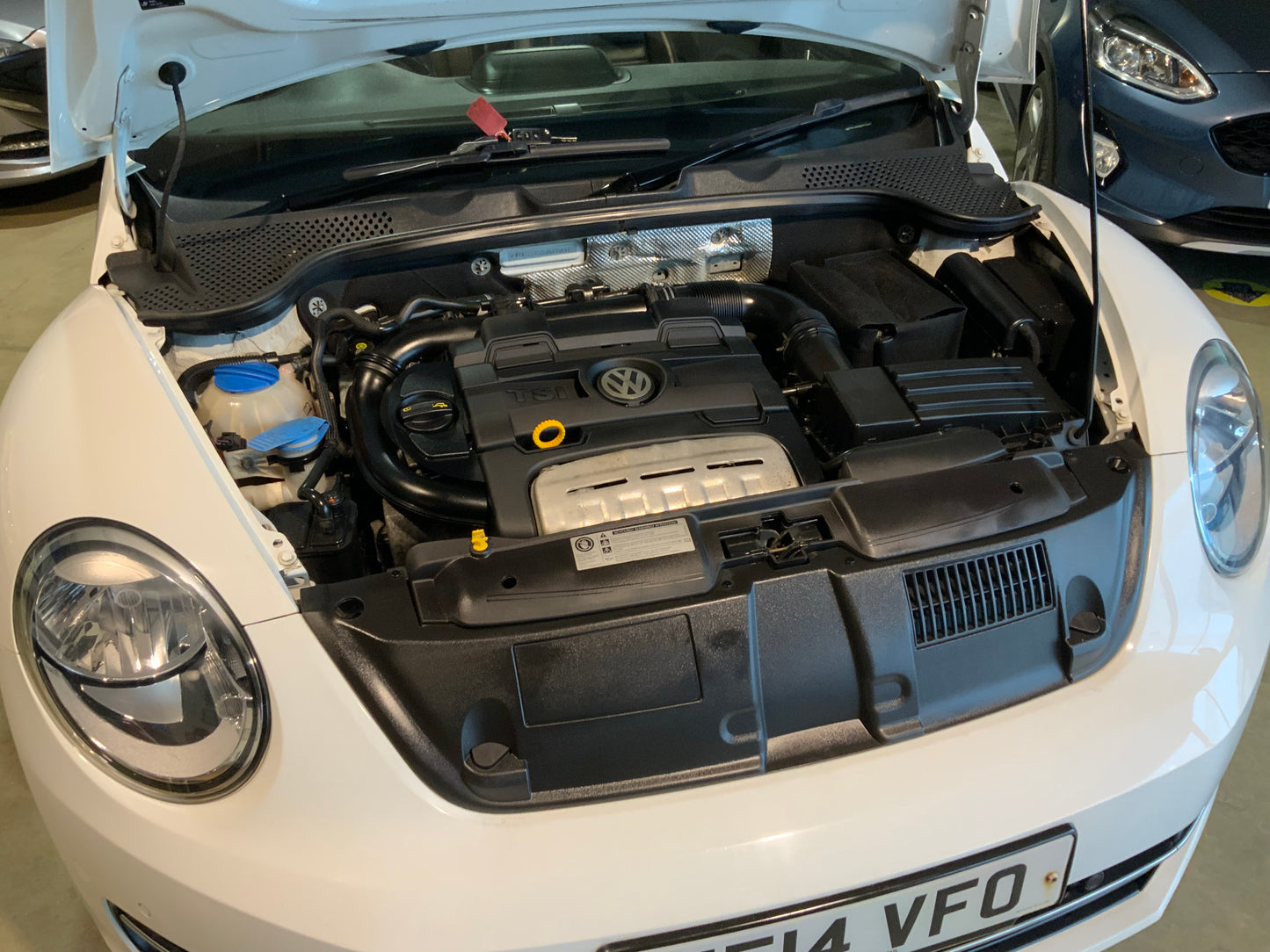 Volkswagen Beetle convertible 1.4L petrol