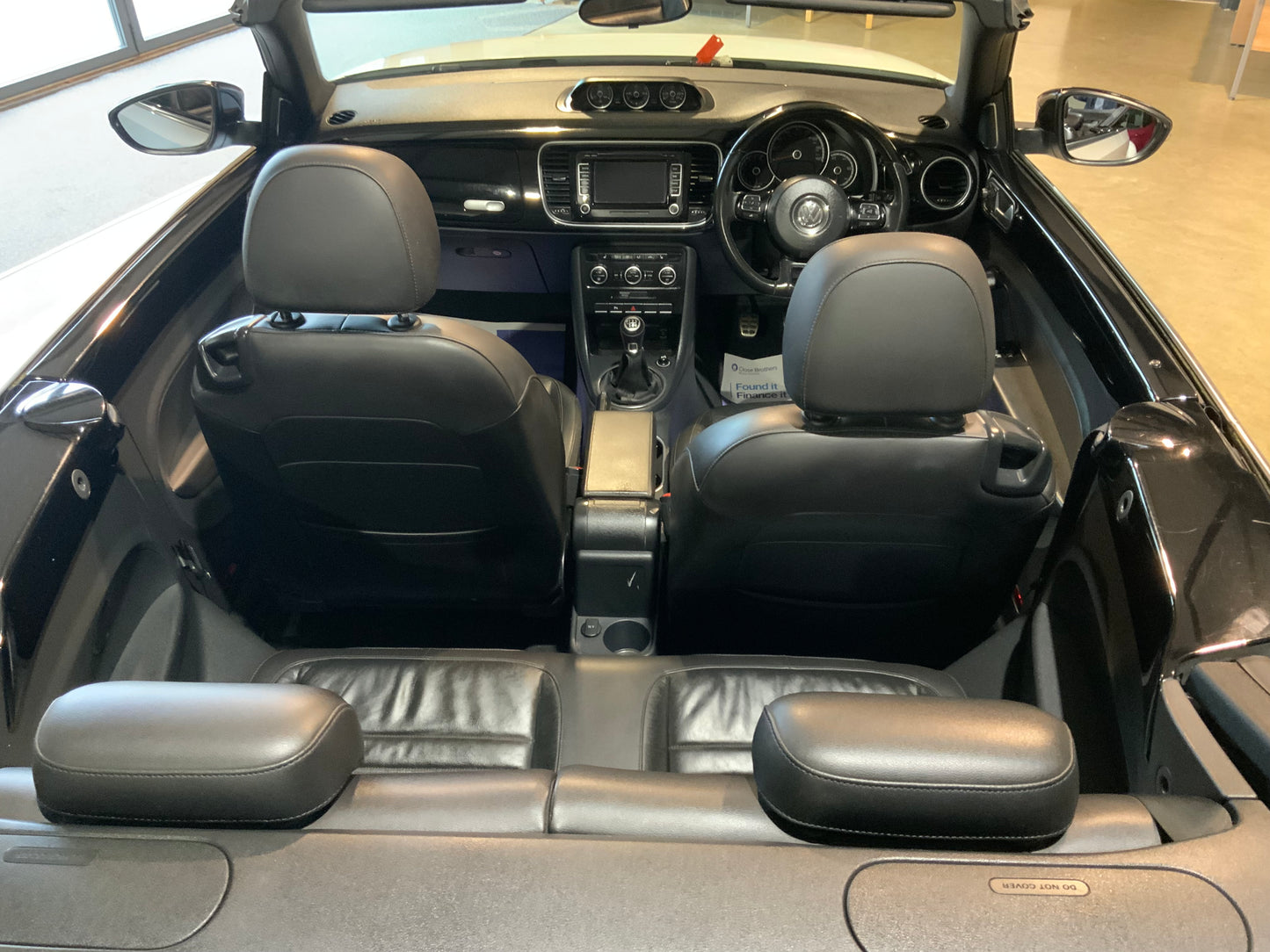 Volkswagen Beetle convertible 1.4L petrol