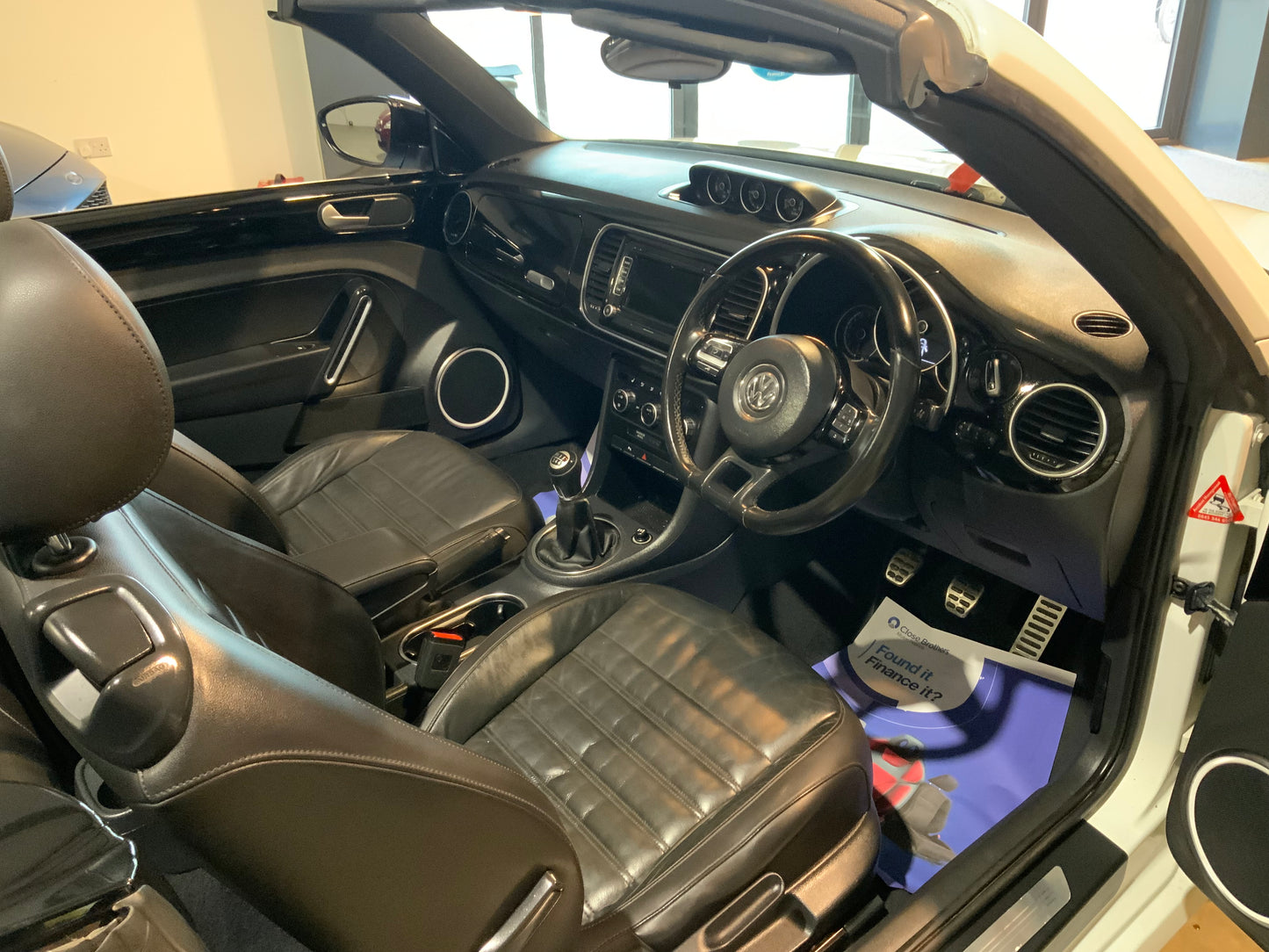 Volkswagen Beetle convertible 1.4L petrol