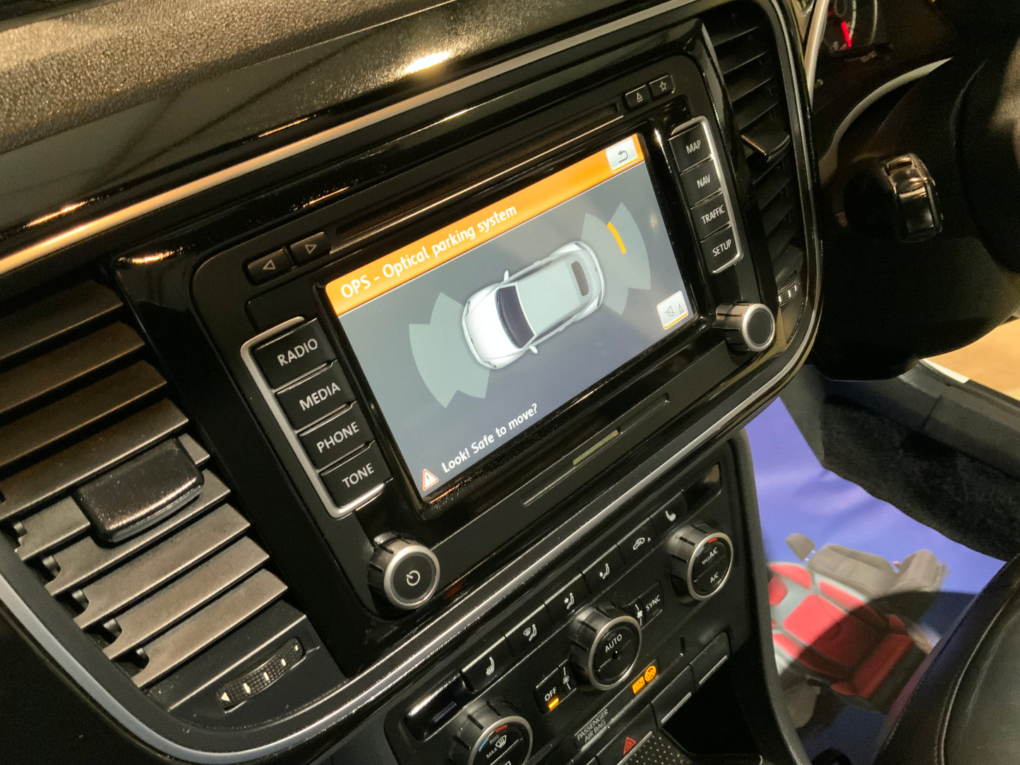 Volkswagen Beetle convertible 1.4L petrol