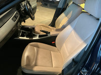 BMW 320 se touring estate car