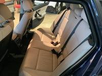 BMW 320 se touring estate car