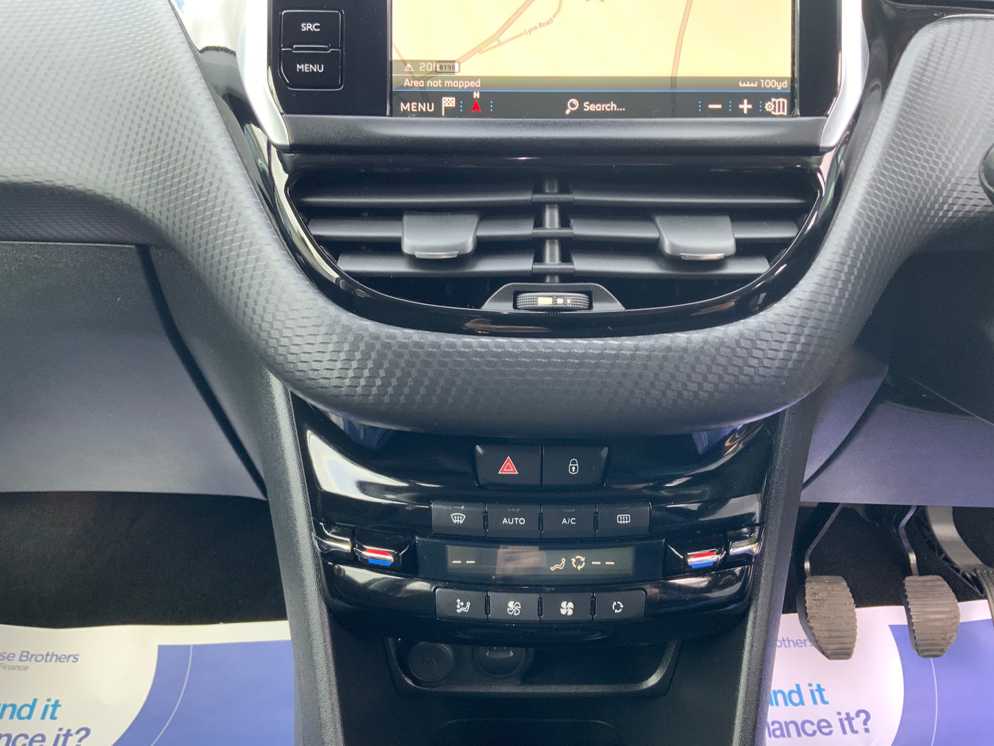 Peugeot 208 tech edition