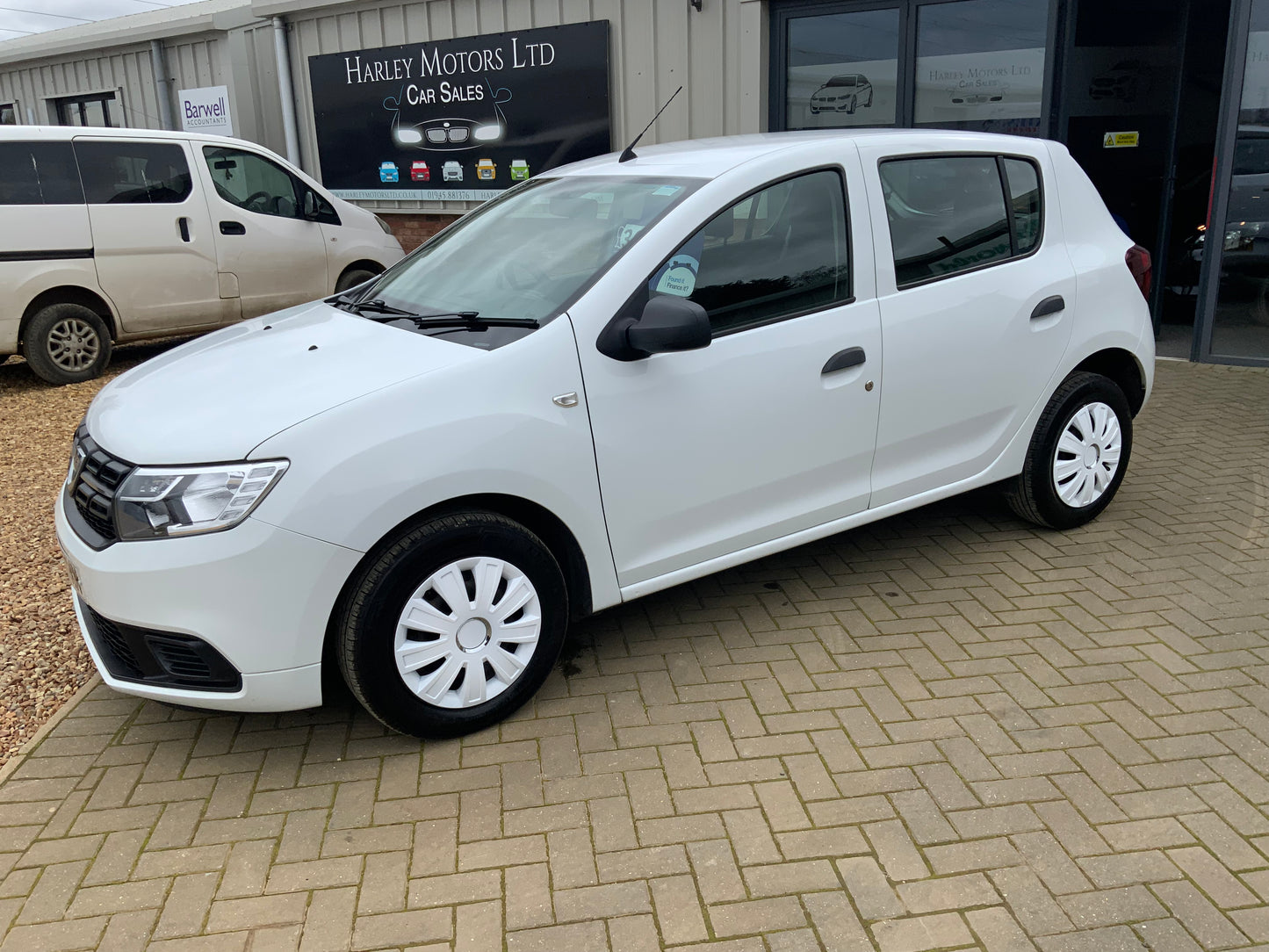 Dacia Sandero 1L petrol