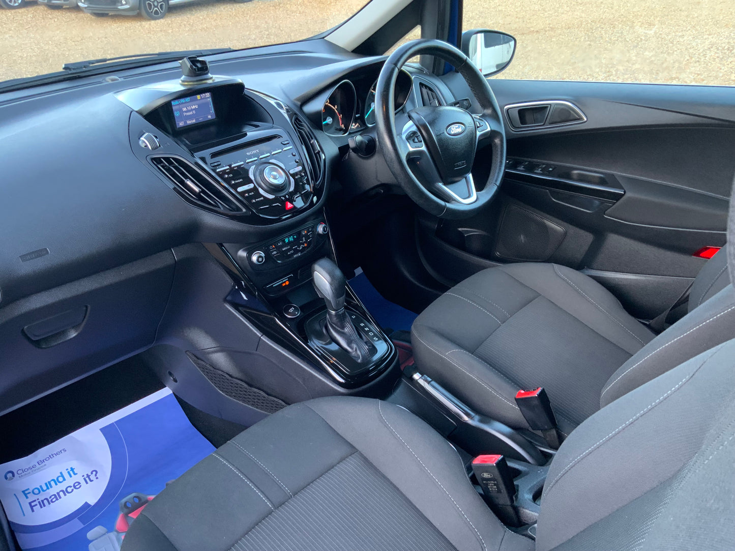 Ford B max auto