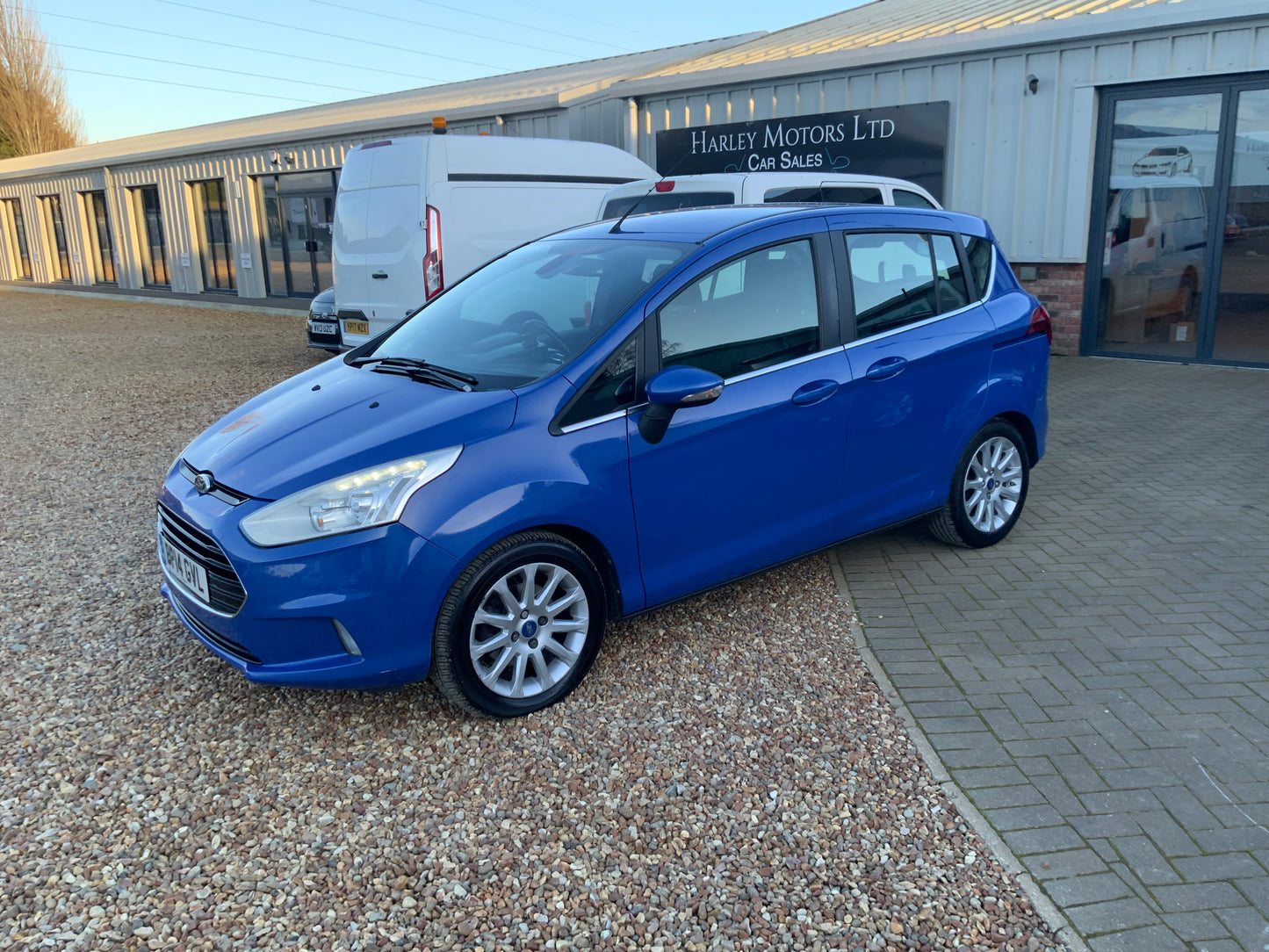 Ford B max auto