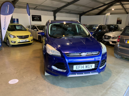 Ford Kuga auto