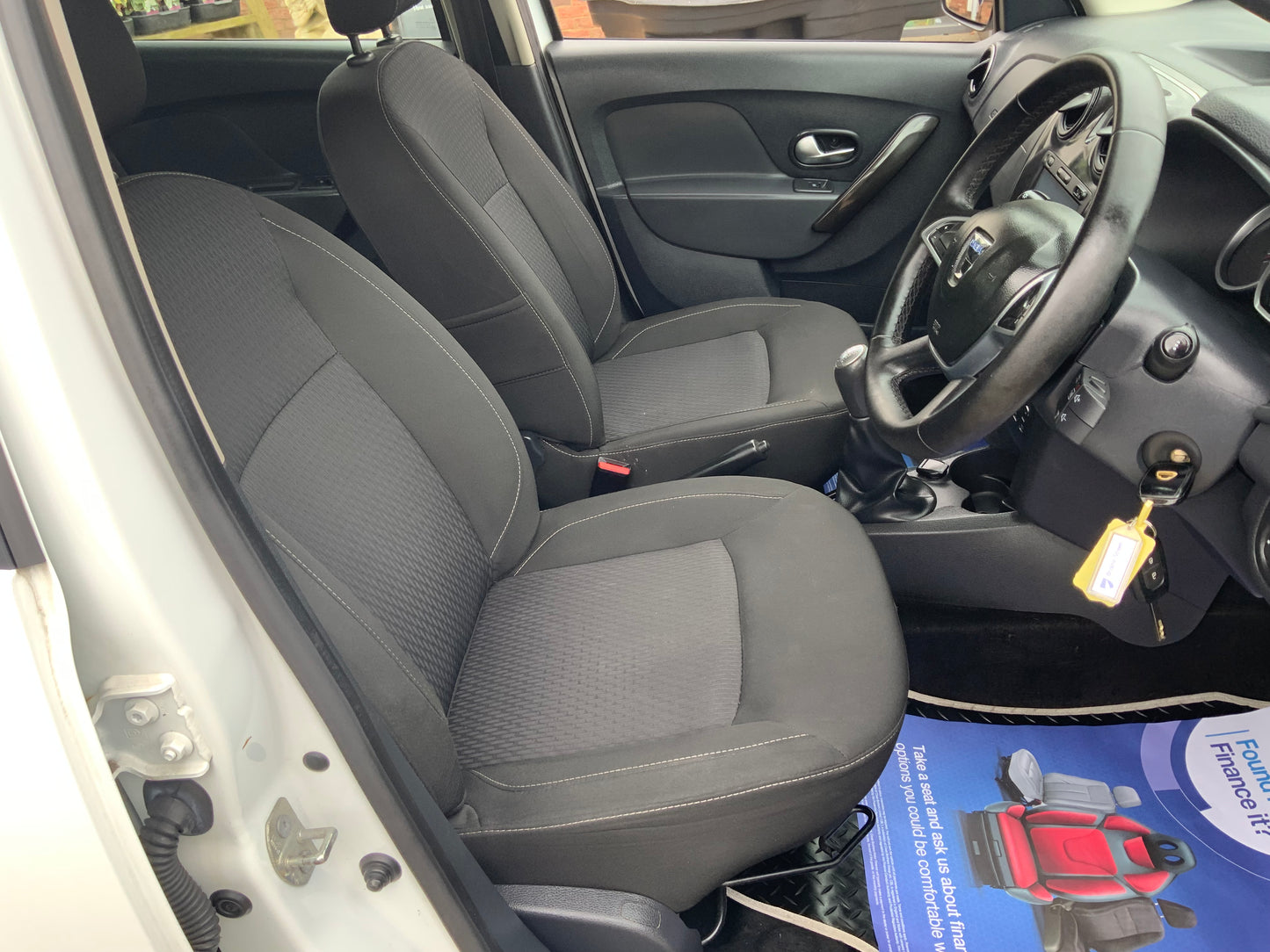 Dacia Sandero Laureate