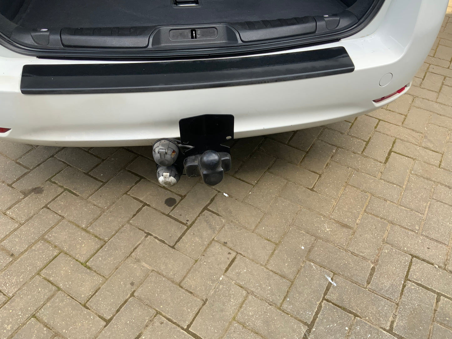 Peugeot 508 SW Estate car