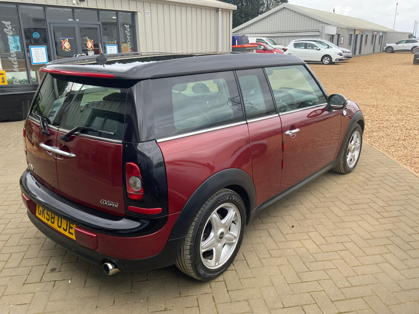 Mini Cooper clubman estate car