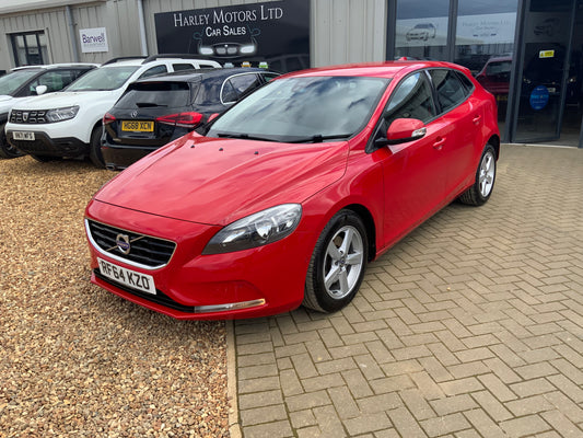 Volvo V40 D2 auto