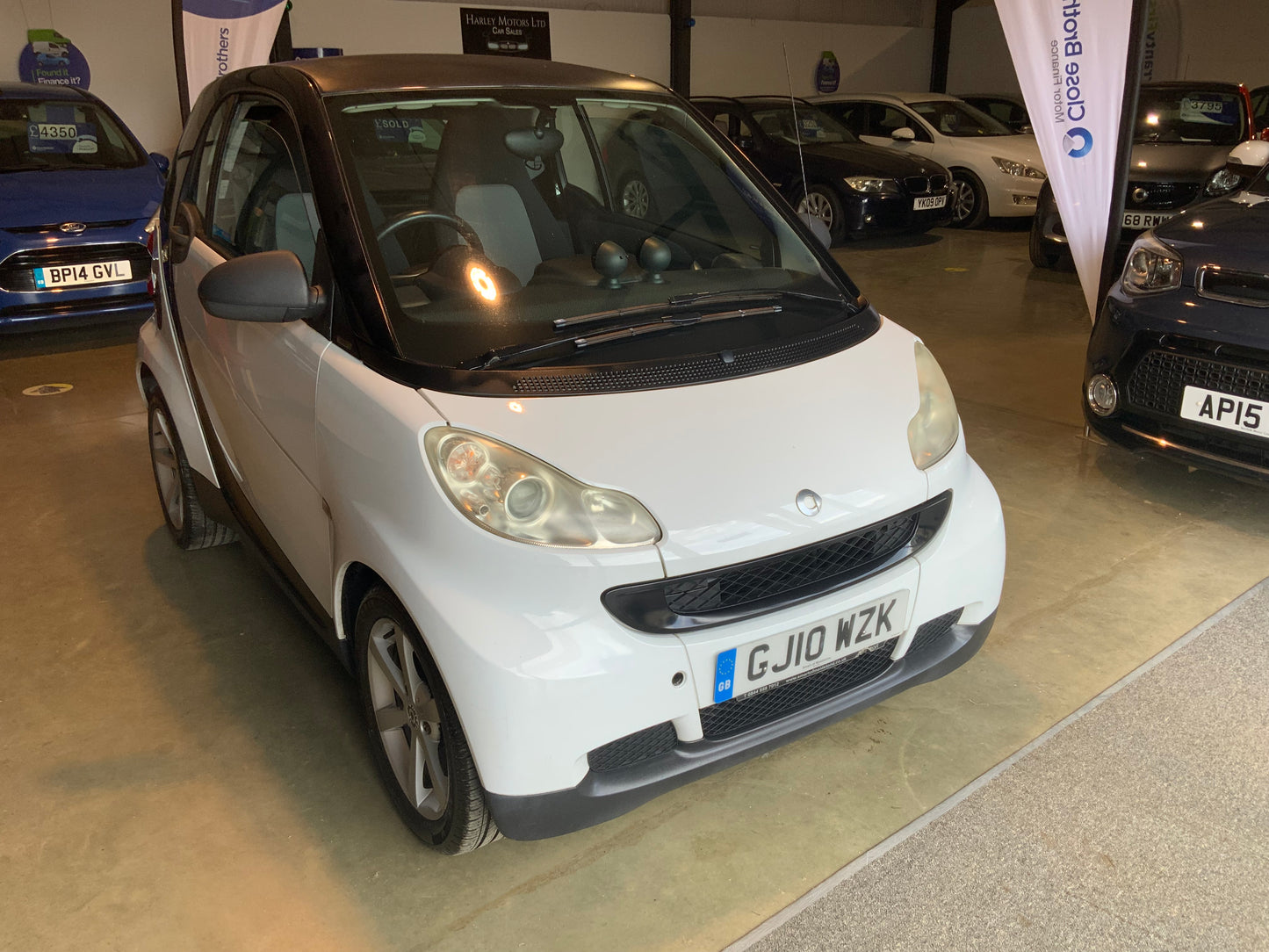 Smart car fortwo auto