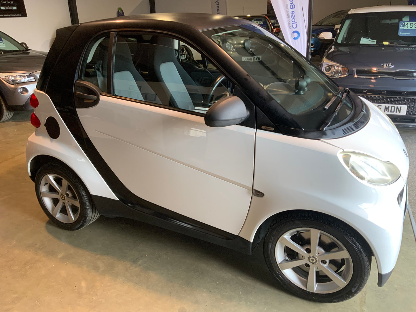 Smart car fortwo auto