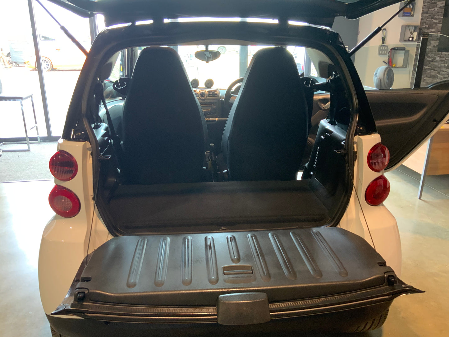 Smart car fortwo auto