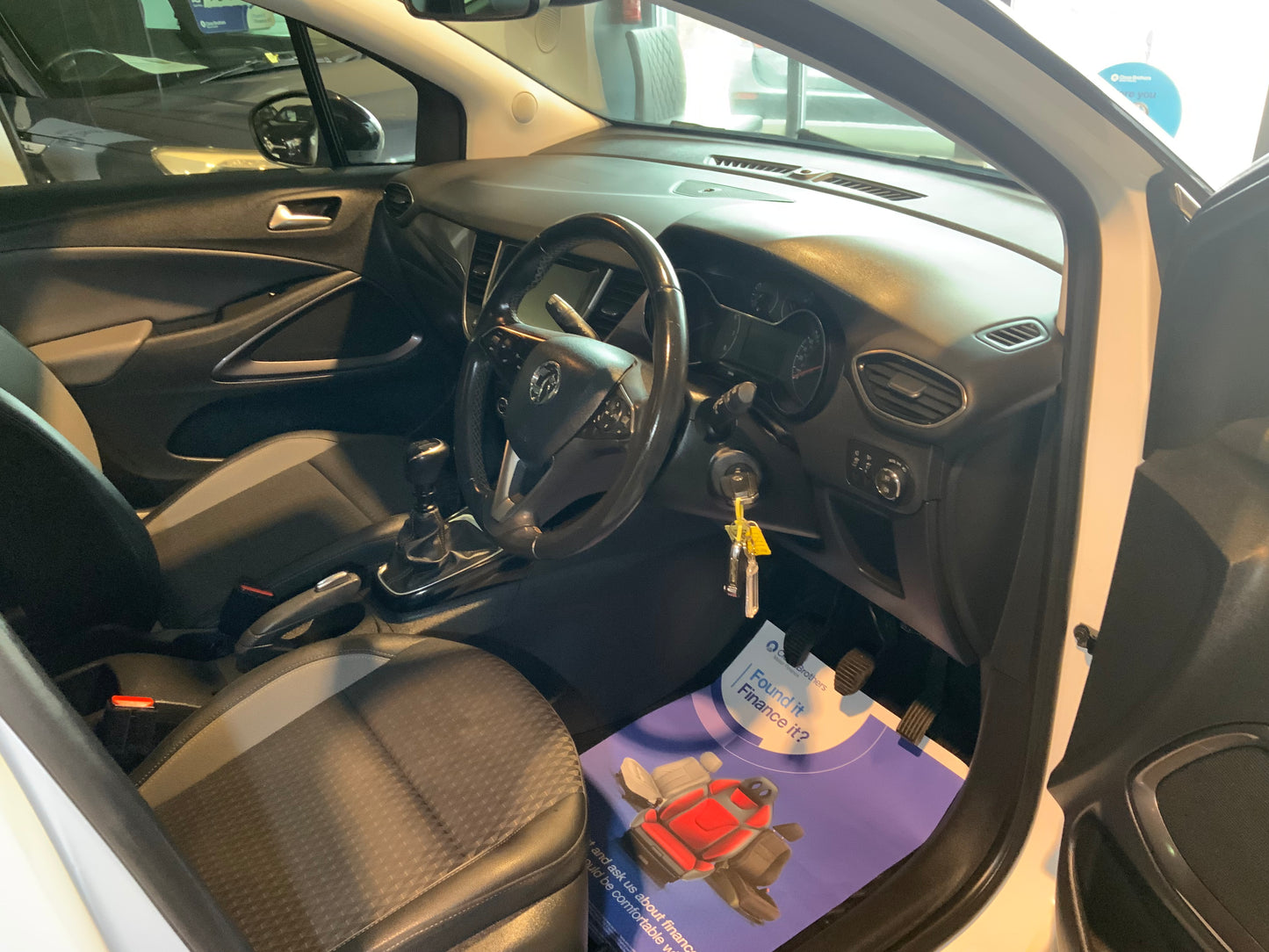 Vauxhall Crossland X elite