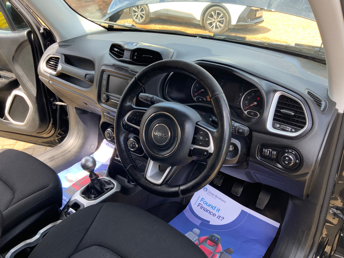 Jeep Renegade 1.6L petrol Longitude