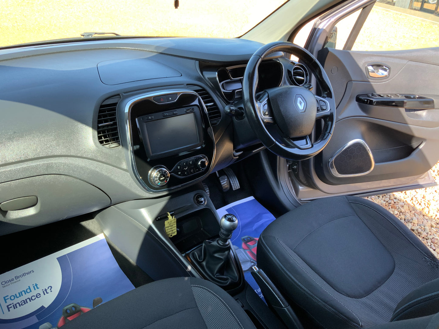 Renault Captur 1.5L diesel