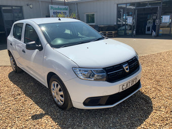 compare product Dacia Sandero