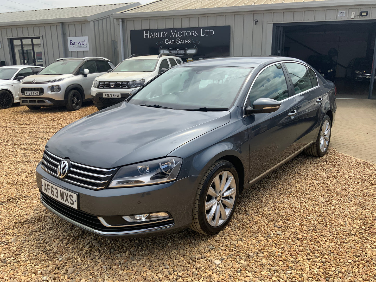Volkswagen Passat 2L diesel tdi highline