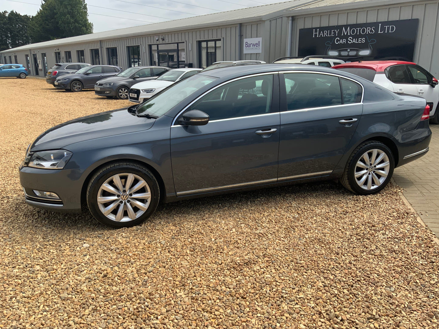 Volkswagen Passat 2L diesel tdi highline