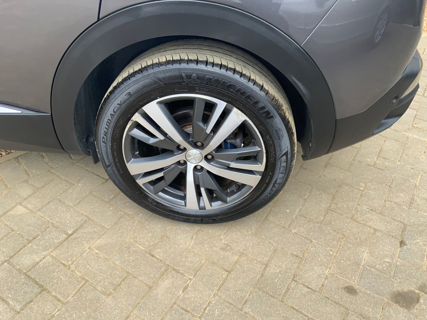 Peugeot 3008 1.2L 130 allure