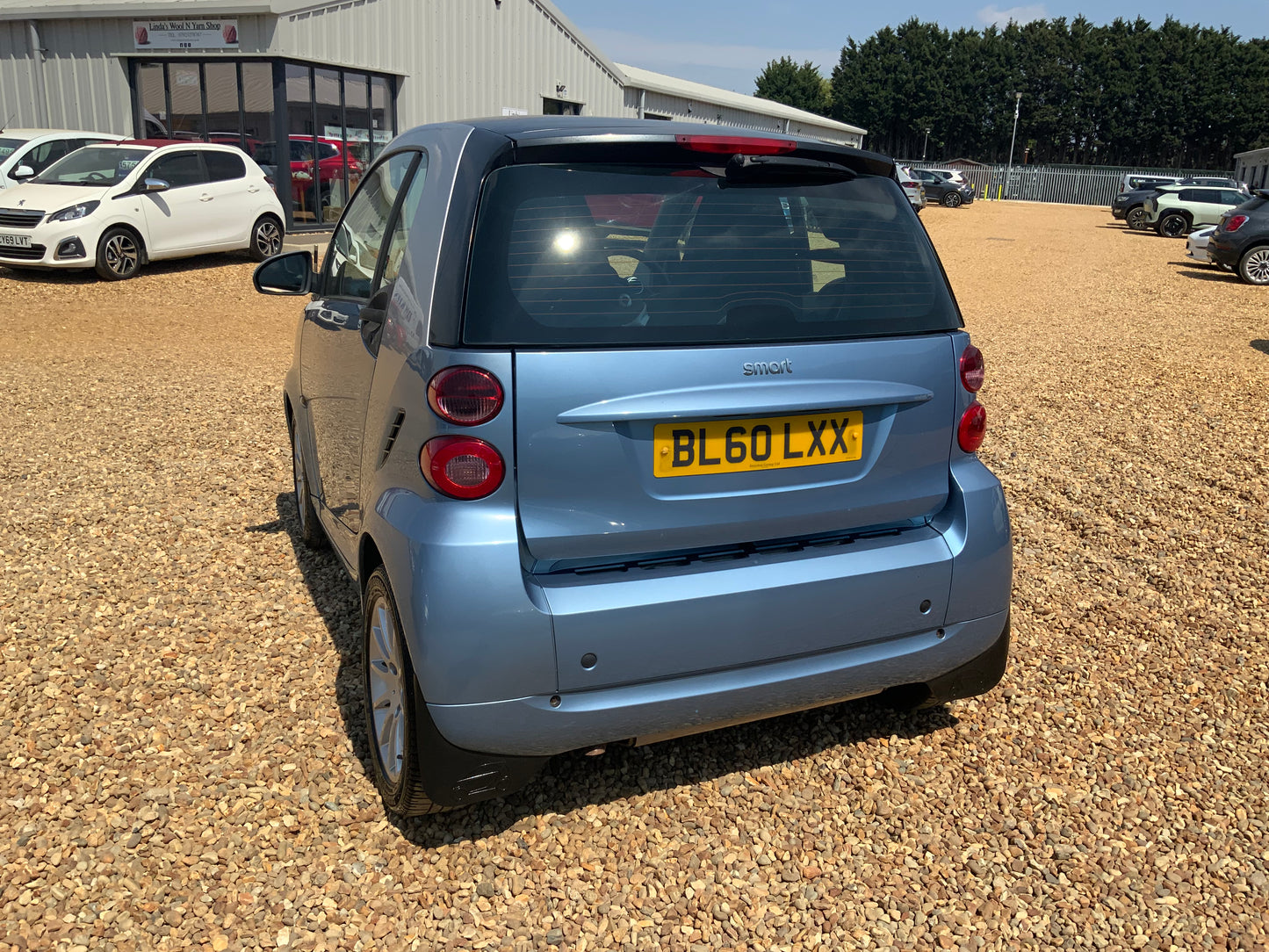 Smart car fortwo auto