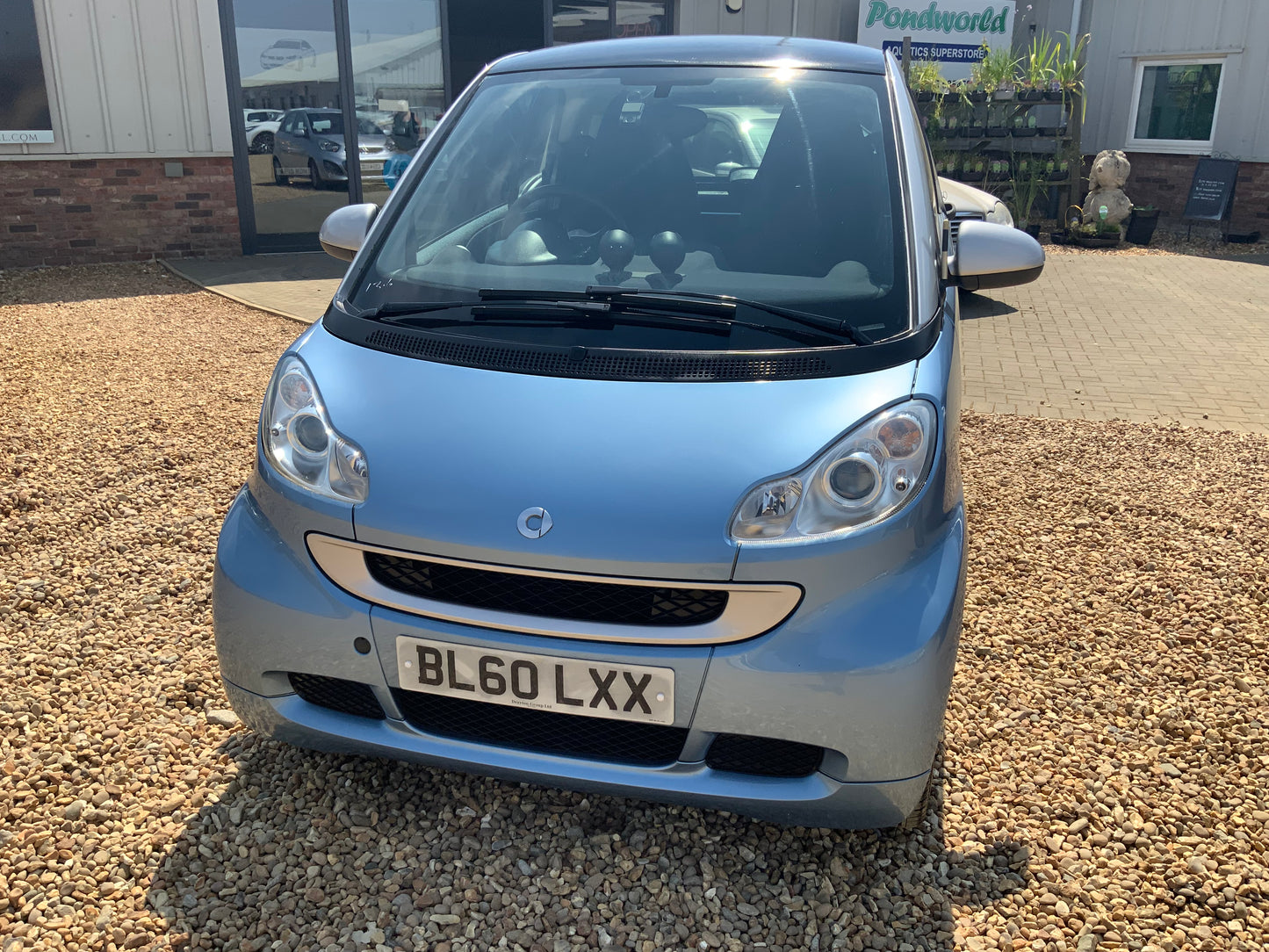 Smart car fortwo auto