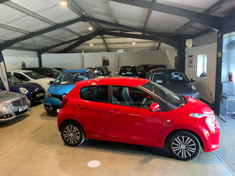 compare product Citroen C1 vti feel