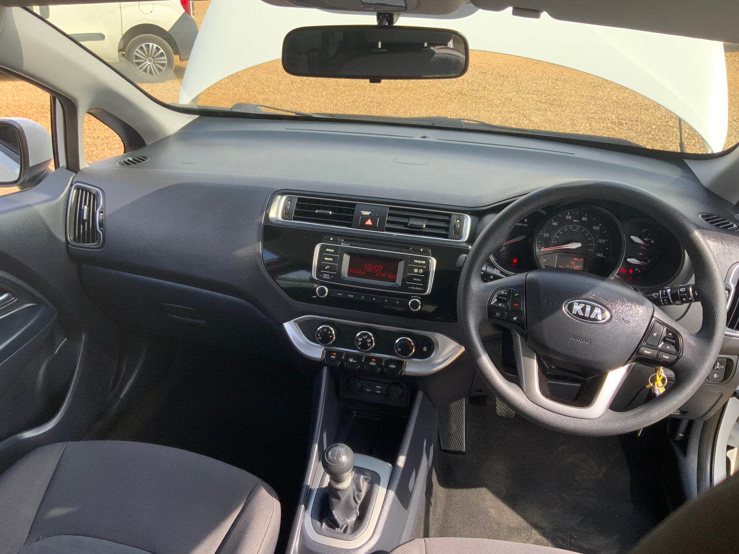 Kia Rio 1.2 air 1 petrol
