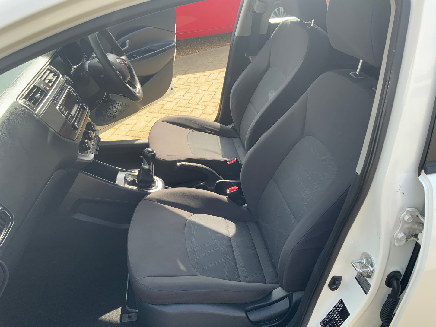 Kia Rio 1.2 air 1 petrol