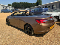 Vauxhall cascada 2L cdti elite convertible