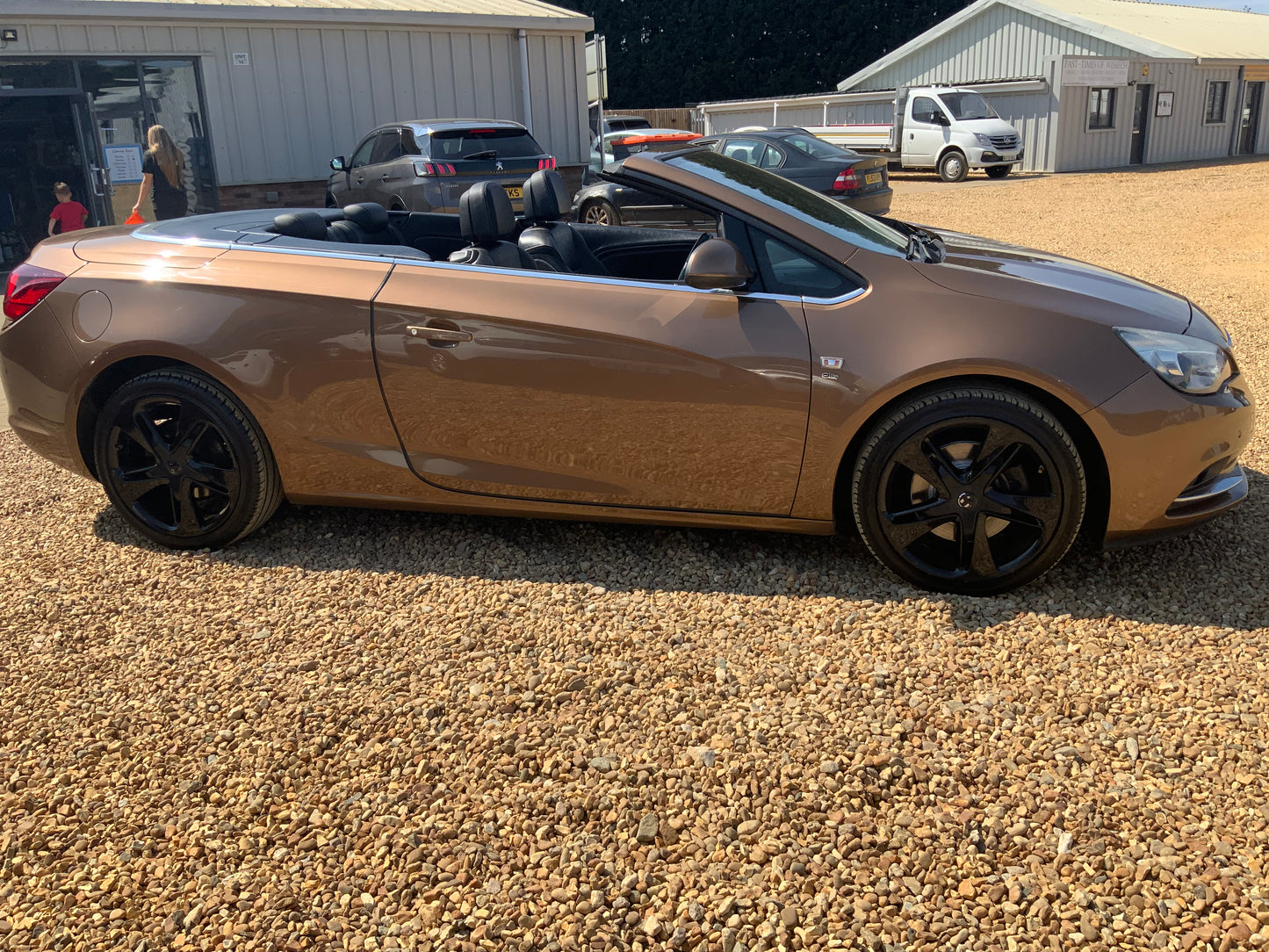 Vauxhall cascada 2L cdti elite convertible