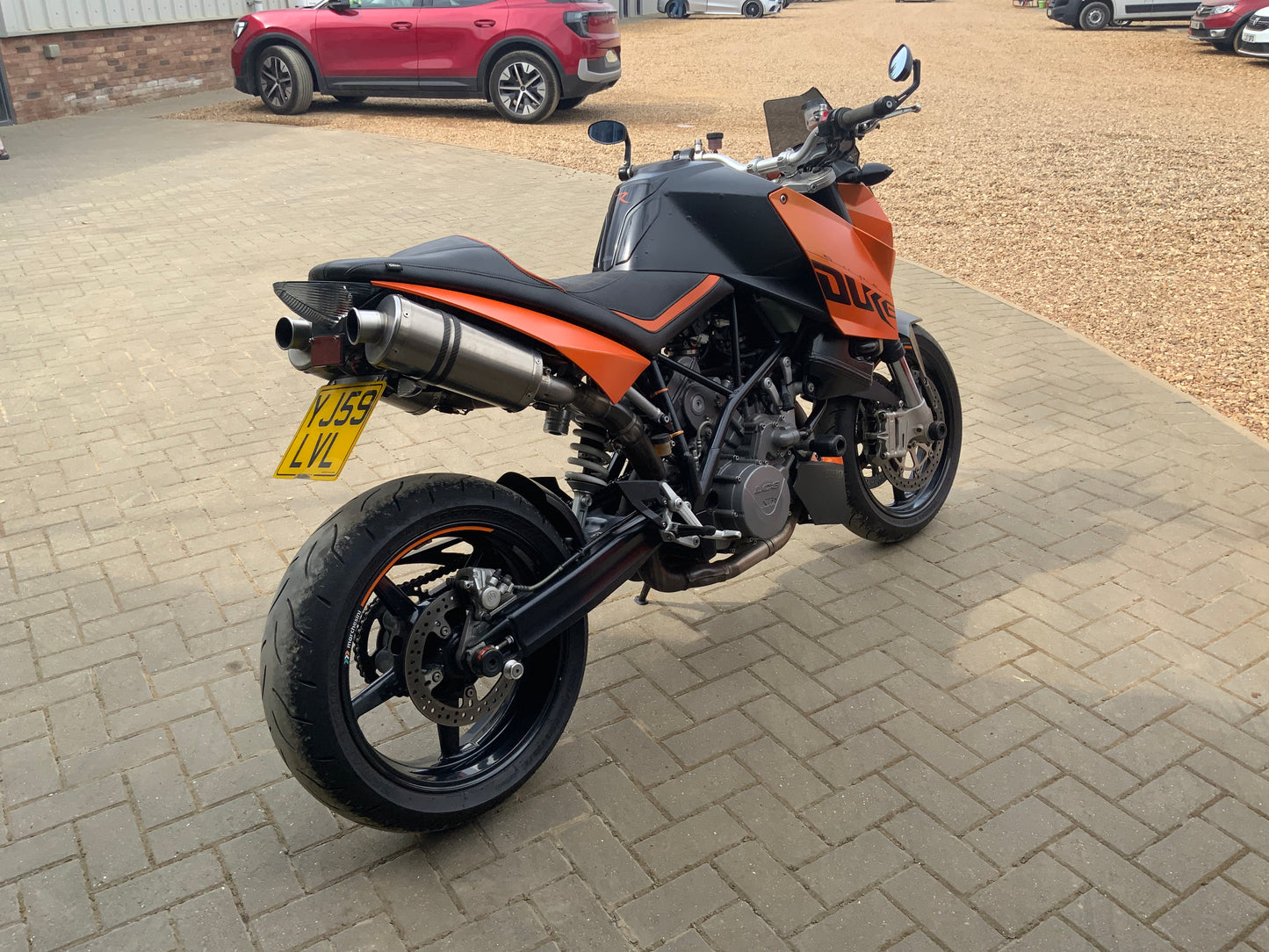 KTM 990 SUPERDUKE SPORTS MOTORCYCLE
