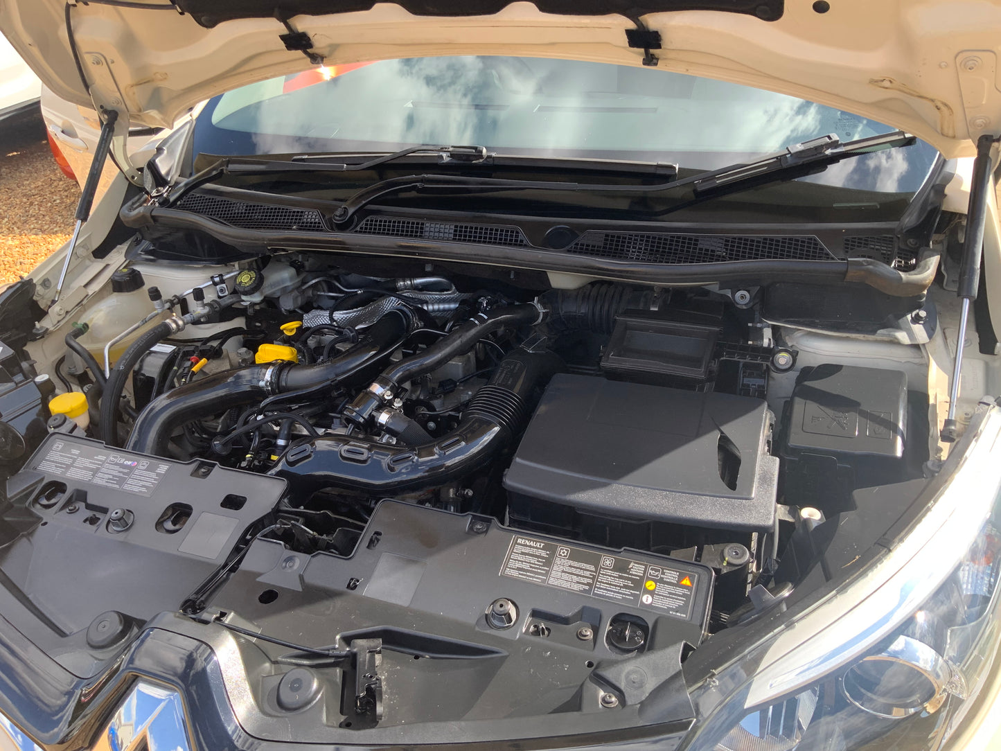 Renault Captur 0.9L petrol dynamique