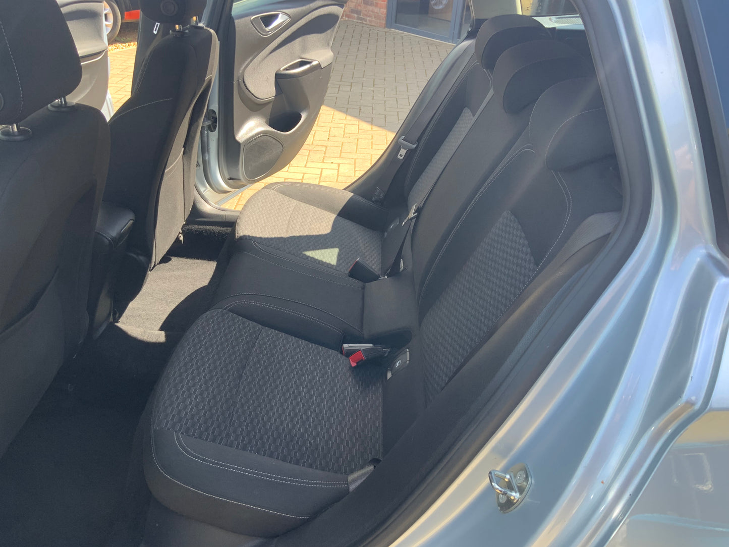 Vauxhall Astra tourer 1.4L estate car