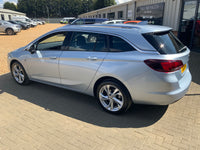 Vauxhall Astra tourer 1.4L estate car