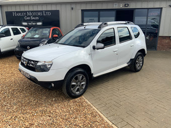 compare product Dacia