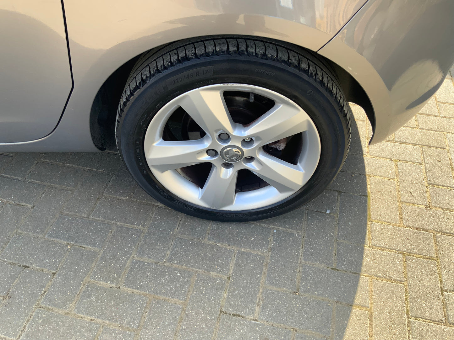 Vauxhall Meriva 1.4L petrol tech line