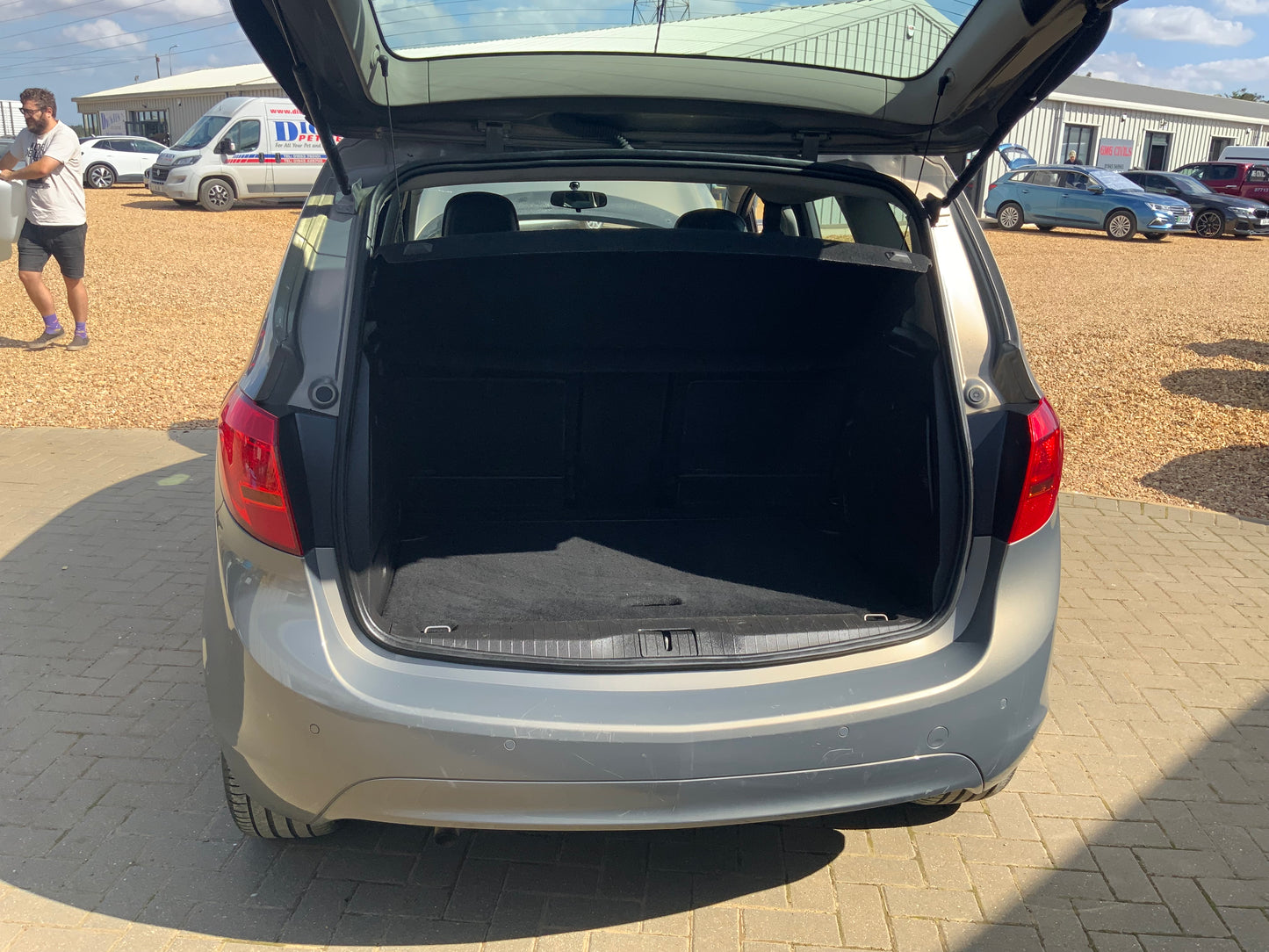 Vauxhall Meriva 1.4L petrol tech line