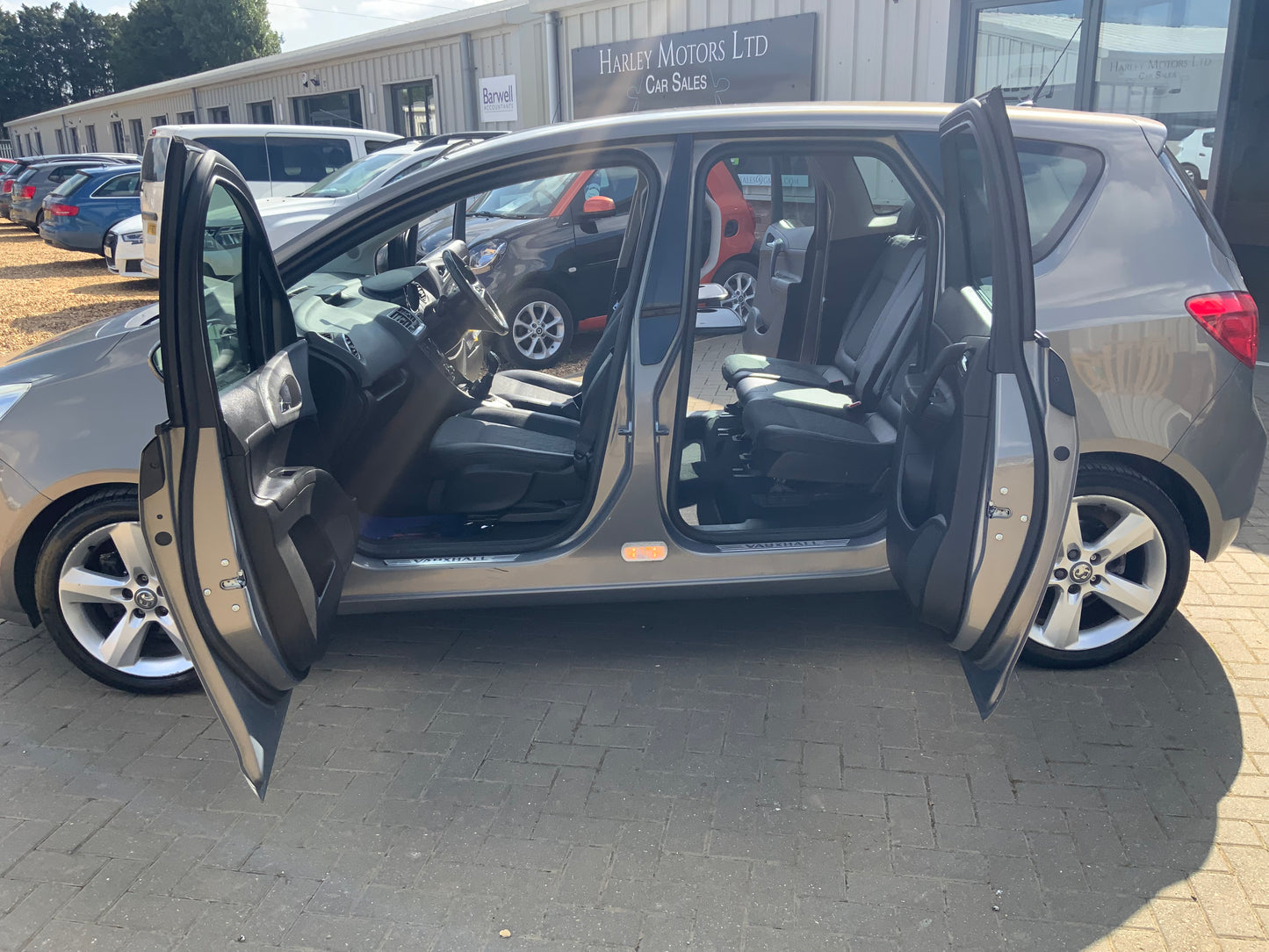 Vauxhall Meriva 1.4L petrol tech line