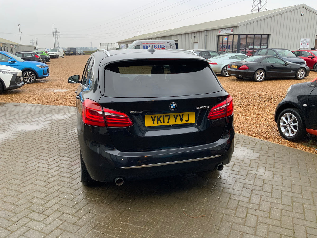 BMW 2 active tourer 220d X drive luxury AUTO