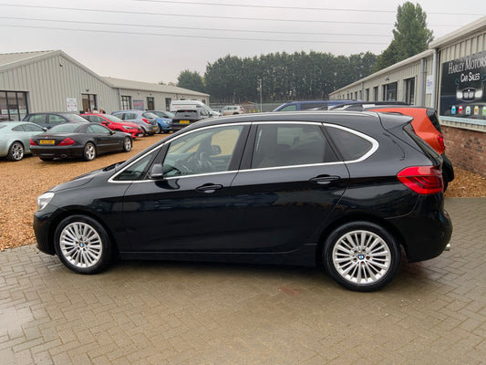 BMW 2 active tourer 220d X drive luxury AUTO