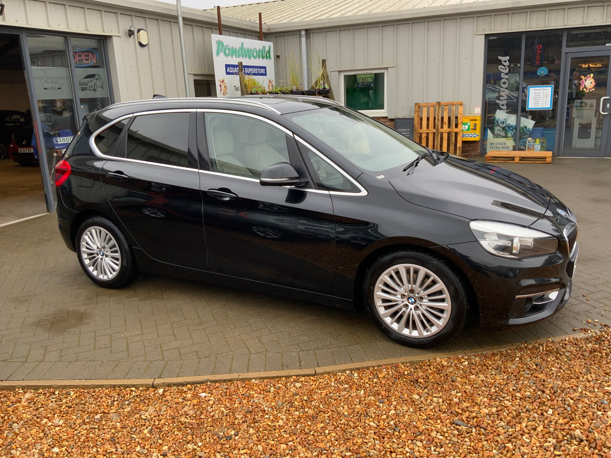 BMW 2 active tourer 220d X drive luxury AUTO