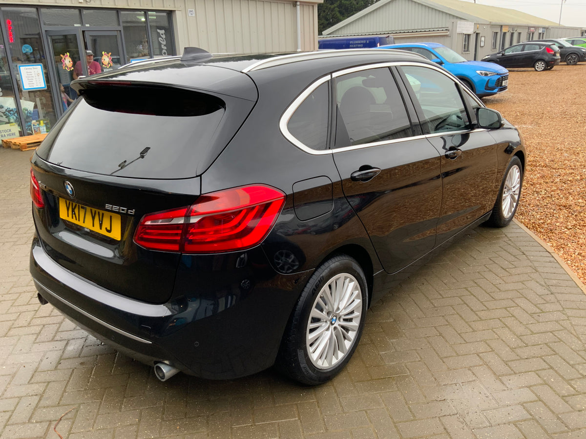 BMW 2 active tourer 220d X drive luxury AUTO