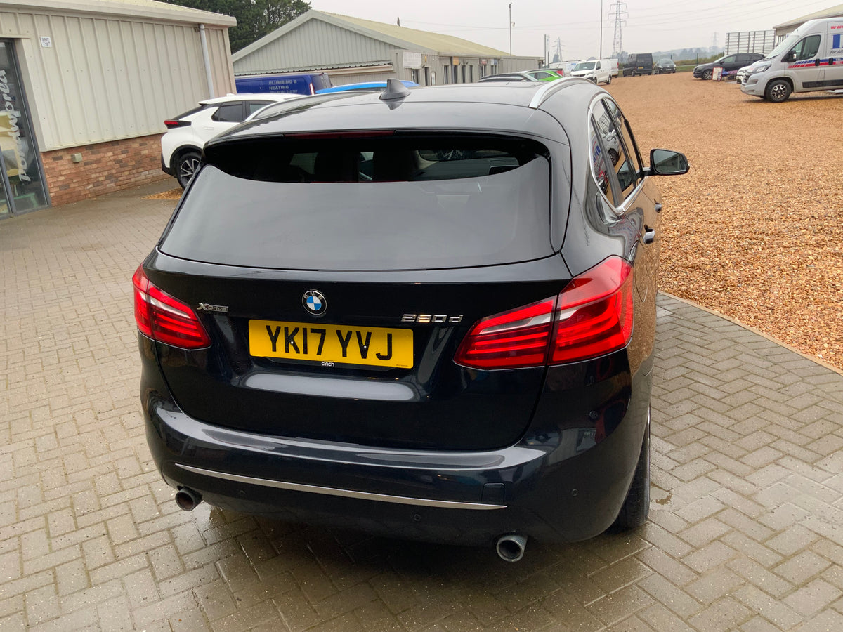 BMW 2 active tourer 220d X drive luxury AUTO