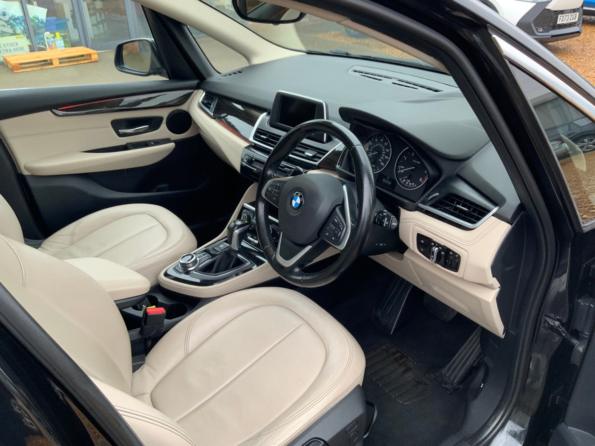 BMW 2 active tourer 220d X drive luxury AUTO